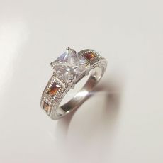Elegantný dámsky prsteň s kamienkami